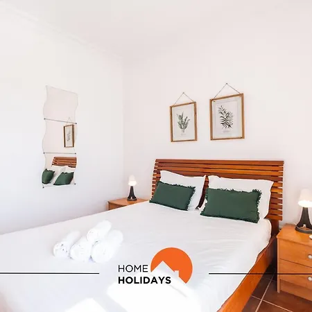 #020 Medronheira By Holidays 公寓